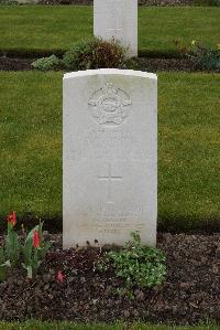 Harrogate (Stonefall) Cemetery - Moody, Roy William